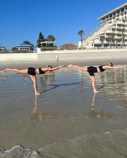 Natalie Decker feet photo 8