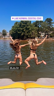 Natalie Decker feet photo 17