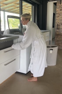 Natalie Decker feet photo 3