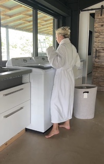 Natalie Decker feet photo 2