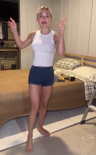 Natalie Decker feet photo 18
