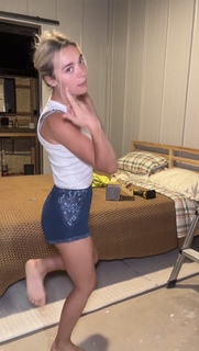 Natalie Decker feet photo 17
