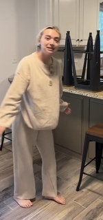 Natalie Decker feet photo 7