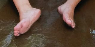 Natalie Decker feet photo 7