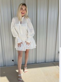 Natalie Decker feet photo 3