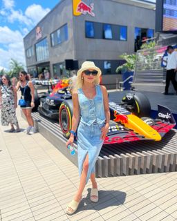 Natalie Decker feet photo 19