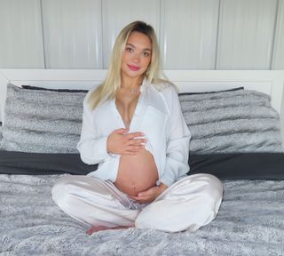 Natalie Decker feet photo 15