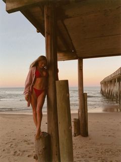 Natalie Decker feet photo 3