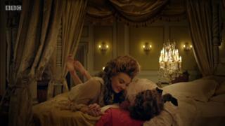 Natalie Dormer feet photo thumbnail