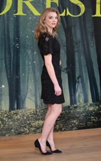 Natalie Dormer feet photo thumbnail