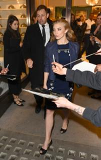 Natalie Dormer feet photo thumbnail