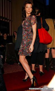 Natalie Dormer feet photo thumbnail