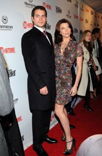 Natalie Dormer feet photo thumbnail
