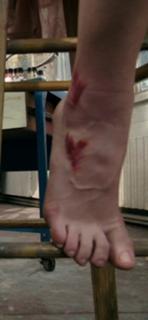Natalie Dormer feet photo thumbnail