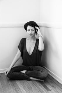 Natalie Dreyfuss feet photo 14