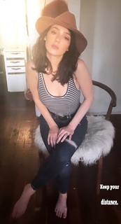 Natalie Dreyfuss feet photo 16