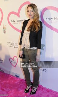 Natalie Dreyfuss feet photo 10