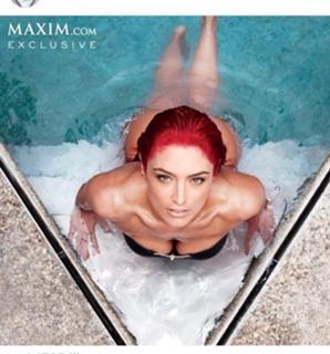 Natalie Eva Marie feet photo thumbnail