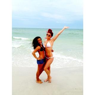 Natalie Eva Marie feet photo thumbnail