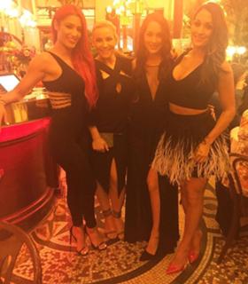 Natalie Eva Marie feet photo thumbnail