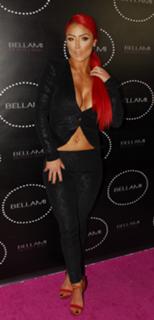 Natalie Eva Marie feet photo thumbnail
