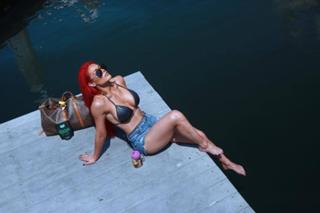 Natalie Eva Marie feet photo thumbnail
