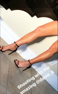 Natalie Eva Marie feet photo thumbnail