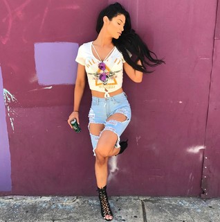 Natalie Eva Marie feet photo thumbnail