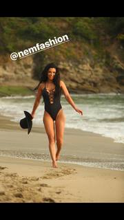 Natalie Eva Marie feet photo thumbnail