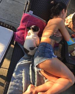 Natalie Eva Marie feet photo thumbnail