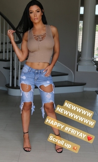 Natalie Eva Marie feet photo thumbnail
