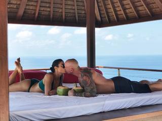 Natalie Eva Marie feet photo thumbnail