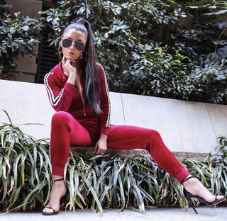 Natalie Eva Marie feet photo thumbnail