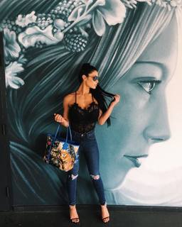 Natalie Eva Marie feet photo thumbnail