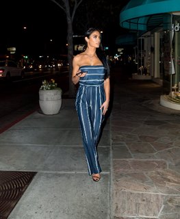 Natalie Eva Marie feet photo thumbnail