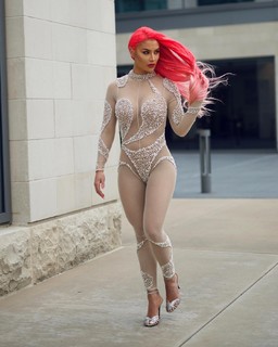 Natalie Eva Marie feet photo thumbnail
