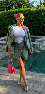 Natalie Eva Marie feet photo thumbnail