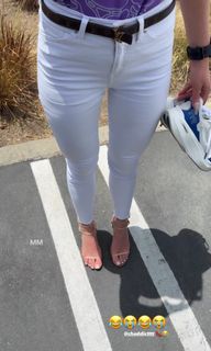 Natalie Eva Marie feet photo thumbnail