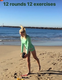 Natalie Gulbis feet photo 3