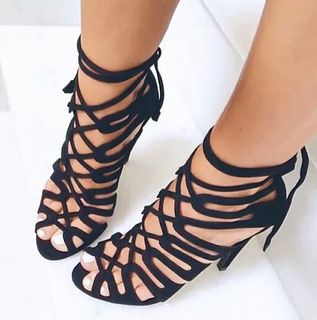 Natalie Halcro feet photo 13
