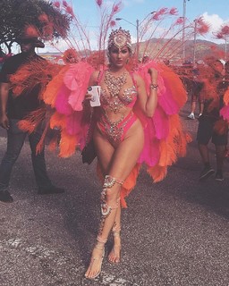 Natalie Halcro feet photo 2