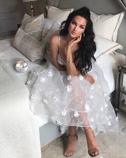 Natalie Halcro feet photo 11