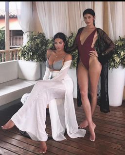 Natalie Halcro feet photo 4