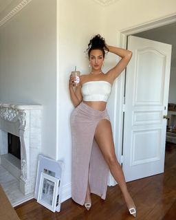 Natalie Halcro feet photo 20