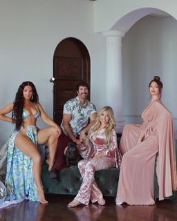 Natalie Halcro feet photo 10