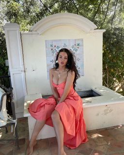 Natalie Halcro feet photo 5