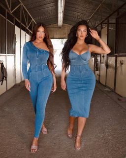Natalie Halcro feet photo 17