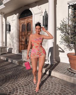 Natalie Halcro feet photo 19