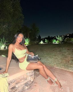 Natalie Halcro feet photo 13