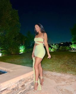 Natalie Halcro feet photo 10